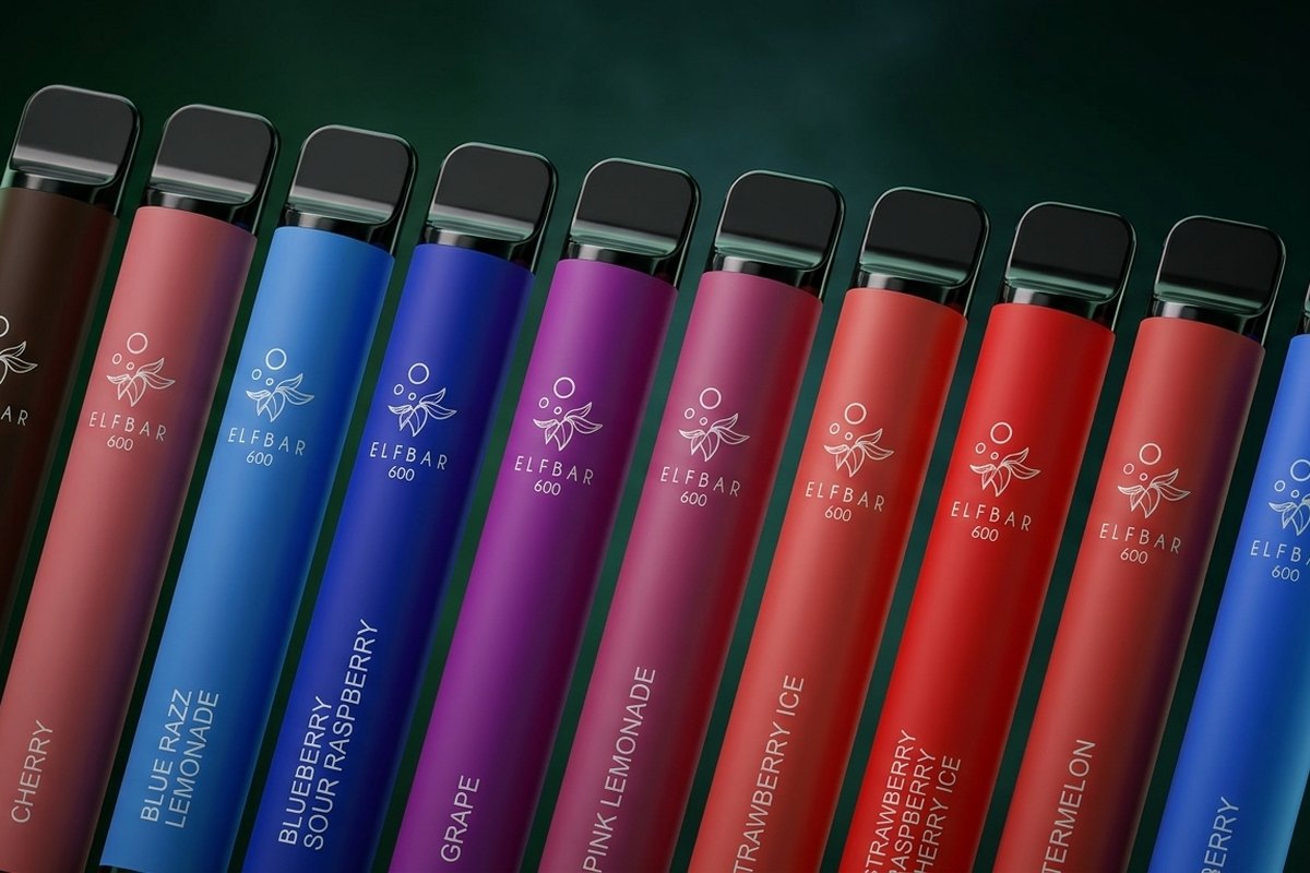 Elfbar-Vapes in verschiedenen Farben, nebeneinander aufgereiht